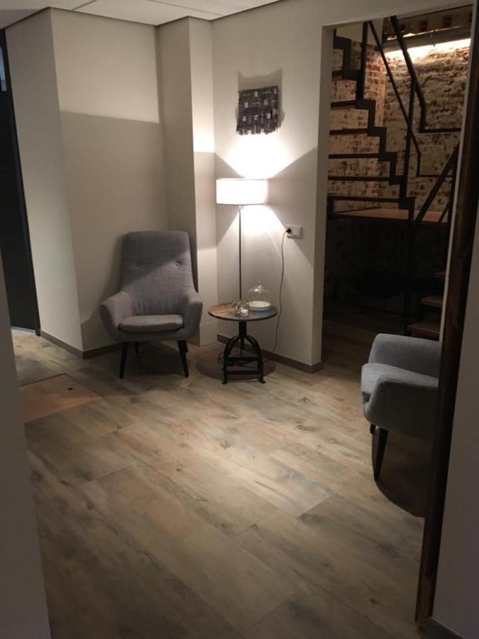 Voormalig Politiebureau Bed & Breakfast Overloon Bagian luar foto